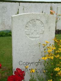 London Cemetery And Extension Longueval - Christopher, Alexander